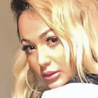 Anita Latifi Naken