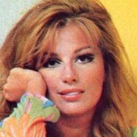 Anita Sanders Naken