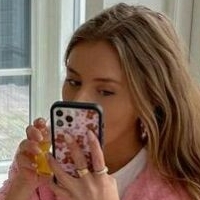 Anna Astrup Naken