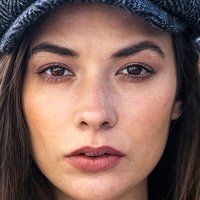 Anna Cariad Naken