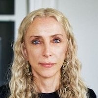 Anna Sozzani Naken