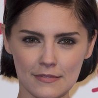 Annabel Scholey Naken