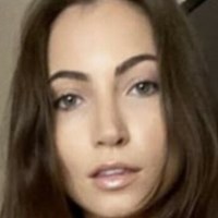 annalouieaustin Naken
