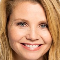 Annette Frier Naken