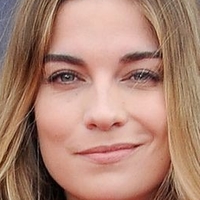 Annie Murphy Naken