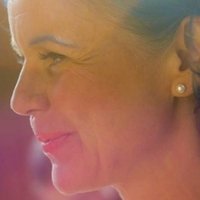Antoinette Steen Naken