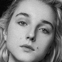 Antonia Lingemann Naken