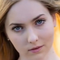Antonia Schreiter Naken