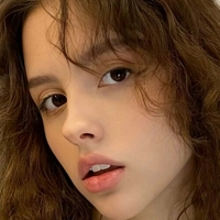 april.amelia Naken