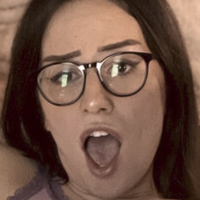 Arden Hart Naken