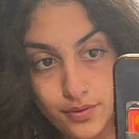 Aria Khan Naken