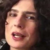 Arsinée Khanjian Naken