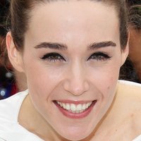 Arta Dobroshi Naken