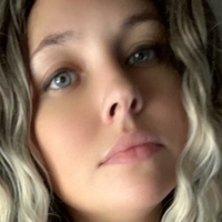 Aubree Naken