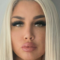 Aundreana Rene Naken