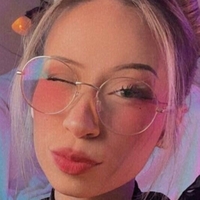 avamilone Naken
