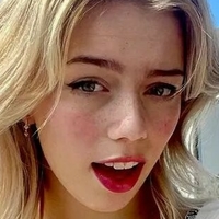 Average_clio Naken