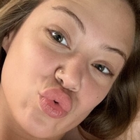 Avery Cristy Naken