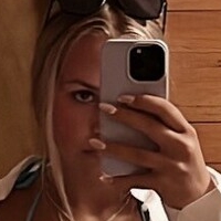 Avery Myers Naken
