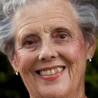 Barbara Cecka Naken