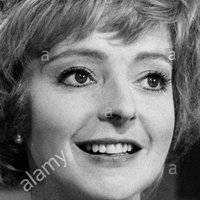 Barbara Leigh-Hunt Naken