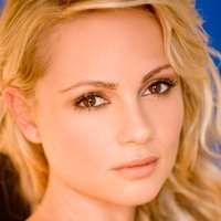 Beatrice Rosen Naken