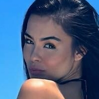 Beatriz Michelle Naken