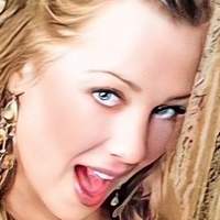 Belinda Farrelly Naken