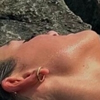 Bentley Mescall Naken