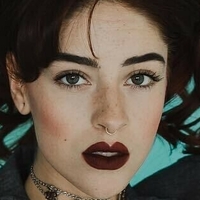 Bernadine_elizabeth Naken