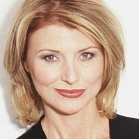 Beth Broderick Naken