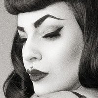 Bettie Page Naken