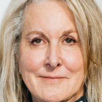 Betty Thomas Naken