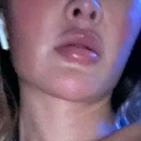 Betül Lily Naken