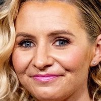 Beverley Mitchell Naken