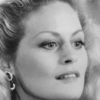 Beverly D'Angelo Naken