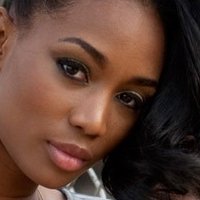 Beverly Sade Naken