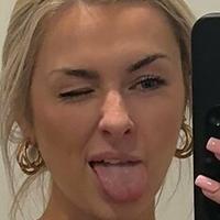 Blondeish Naken