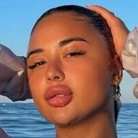Bonnie Humps Naken