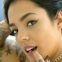 Bre Lovely Naken