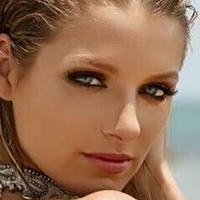 Brianna Lee Naken