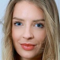 Brittany Bare Naken