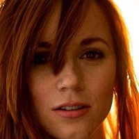 Brooke Eva Naken