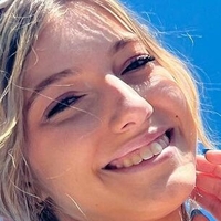 Brooke Isabella Naken