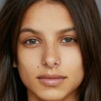 Bruna Lírio Naken