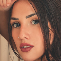 Brunna Ruvira Naken