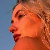 caityuk Naken