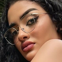 Camila Krystel Naken