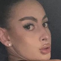 Carla Daiana Naken