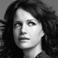 Carla Gugino Naken